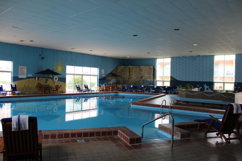 Rodeway Inn & Suites روكفورد,إلينوي المظهر الخارجي الصورة