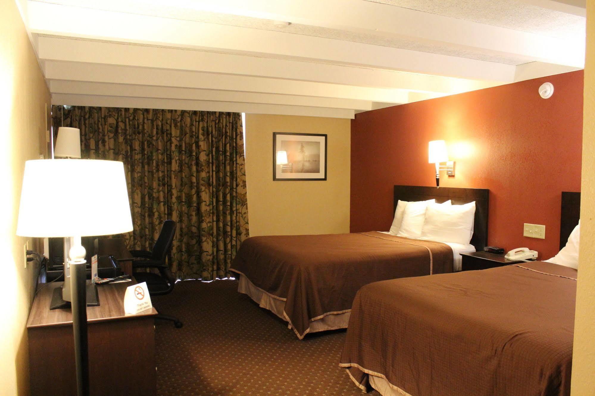 Rodeway Inn & Suites روكفورد,إلينوي المظهر الخارجي الصورة